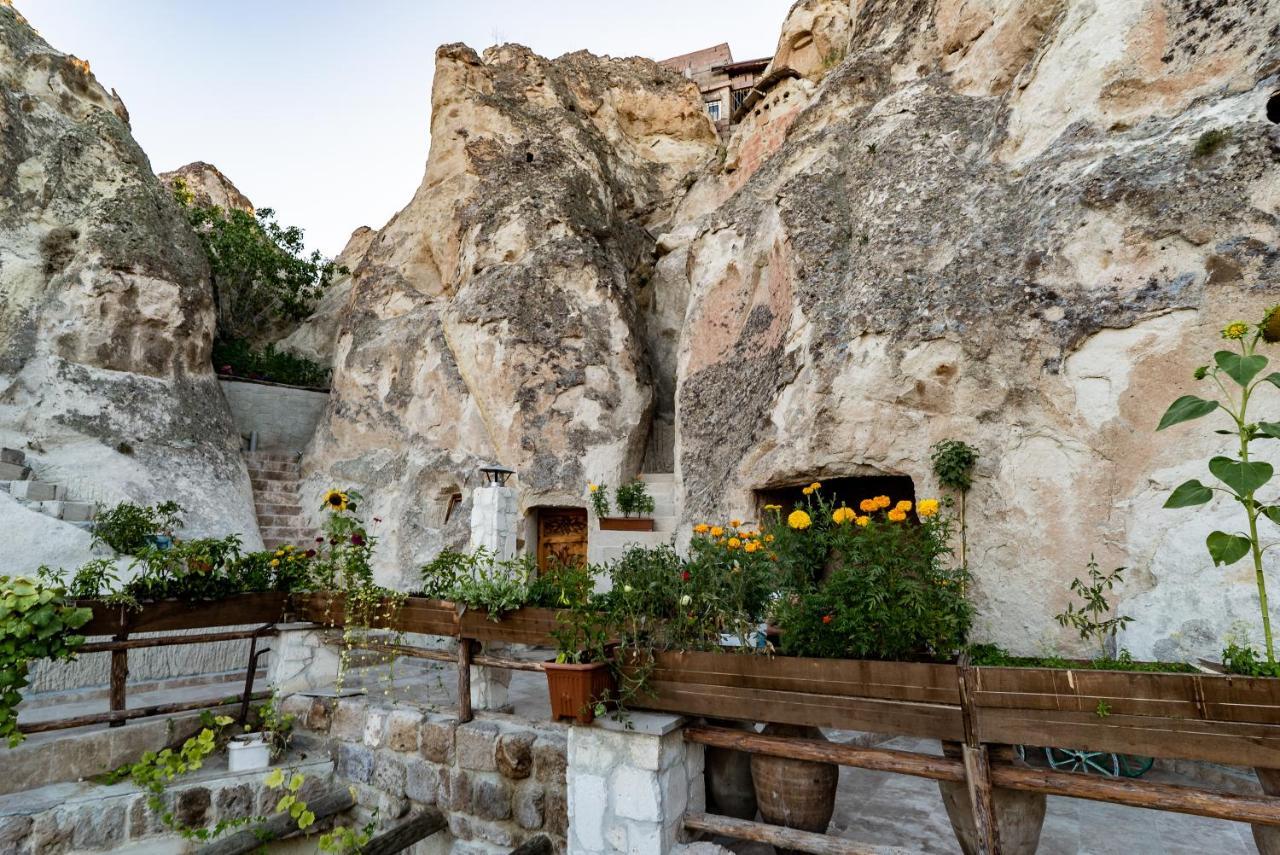 Cappadocia Ennar Cave Swimming Pool Hot & Spa 네브셰히르 외부 사진