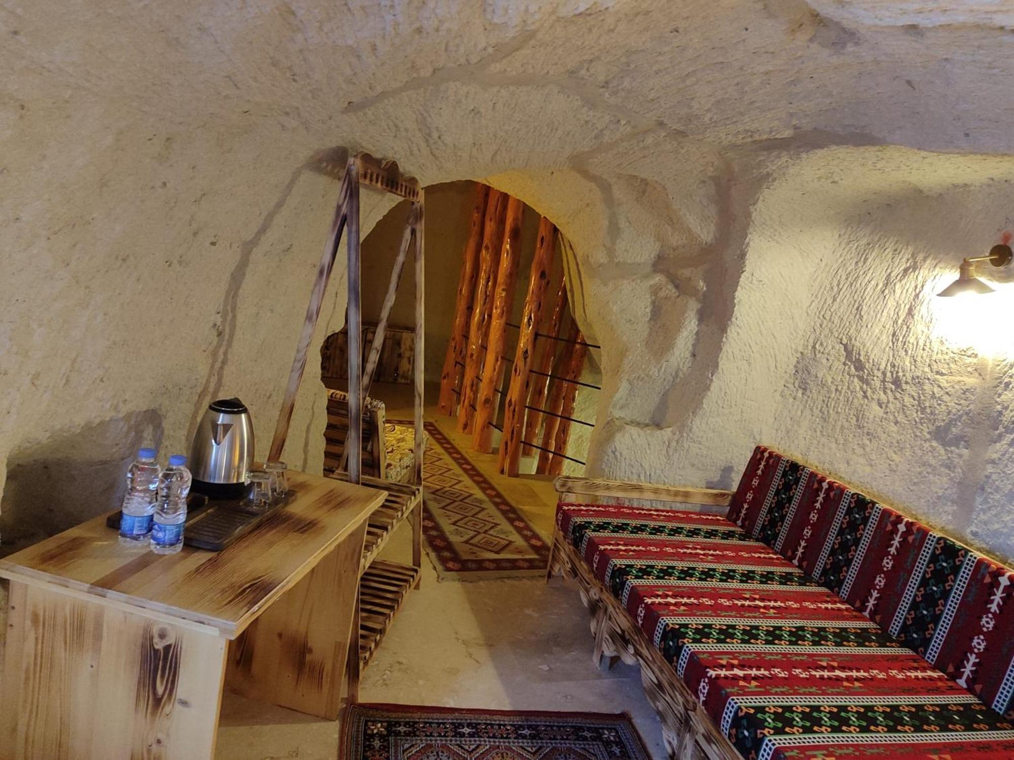 Cappadocia Ennar Cave Swimming Pool Hot & Spa 네브셰히르 외부 사진