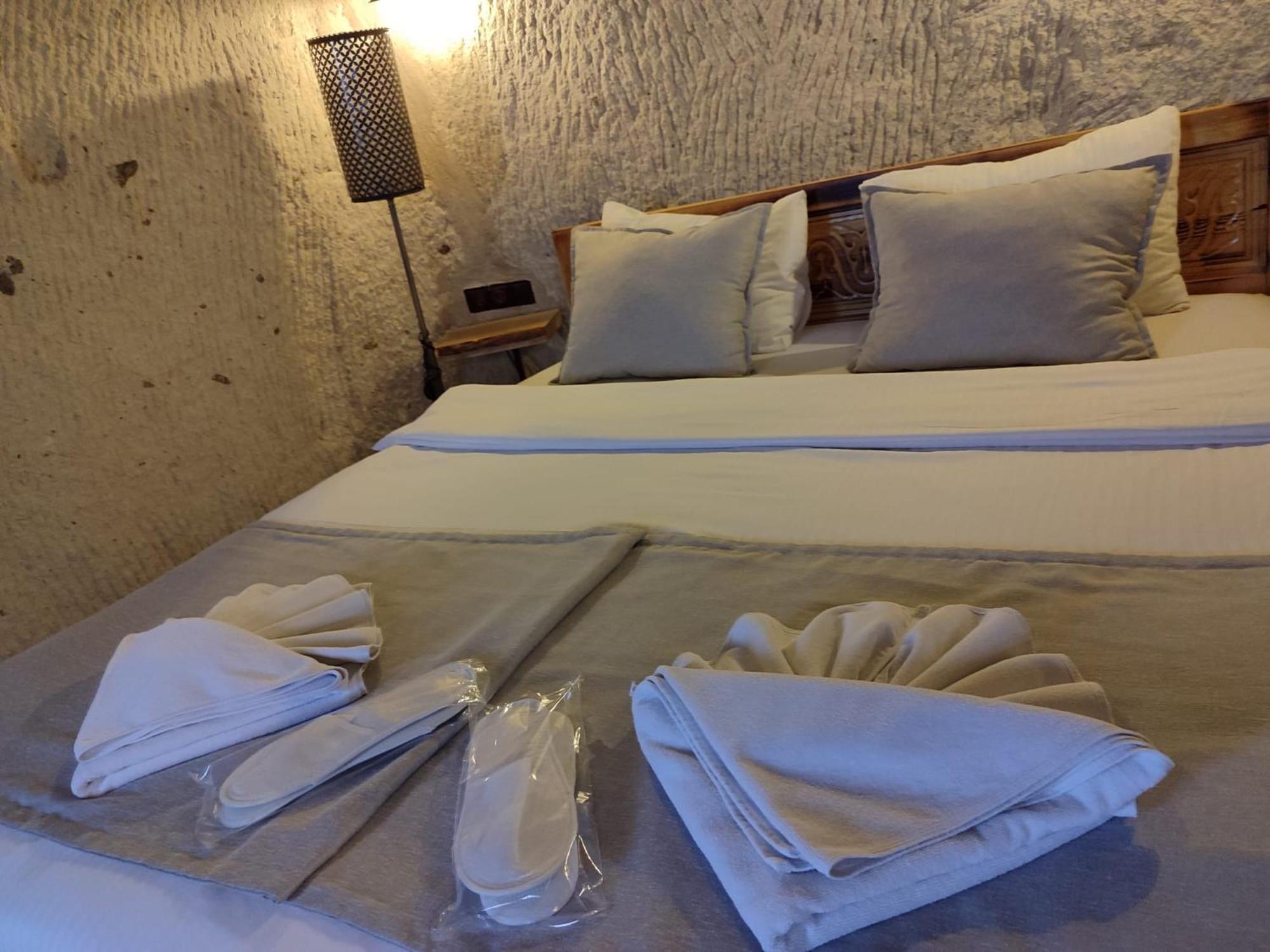 Cappadocia Ennar Cave Swimming Pool Hot & Spa 네브셰히르 외부 사진