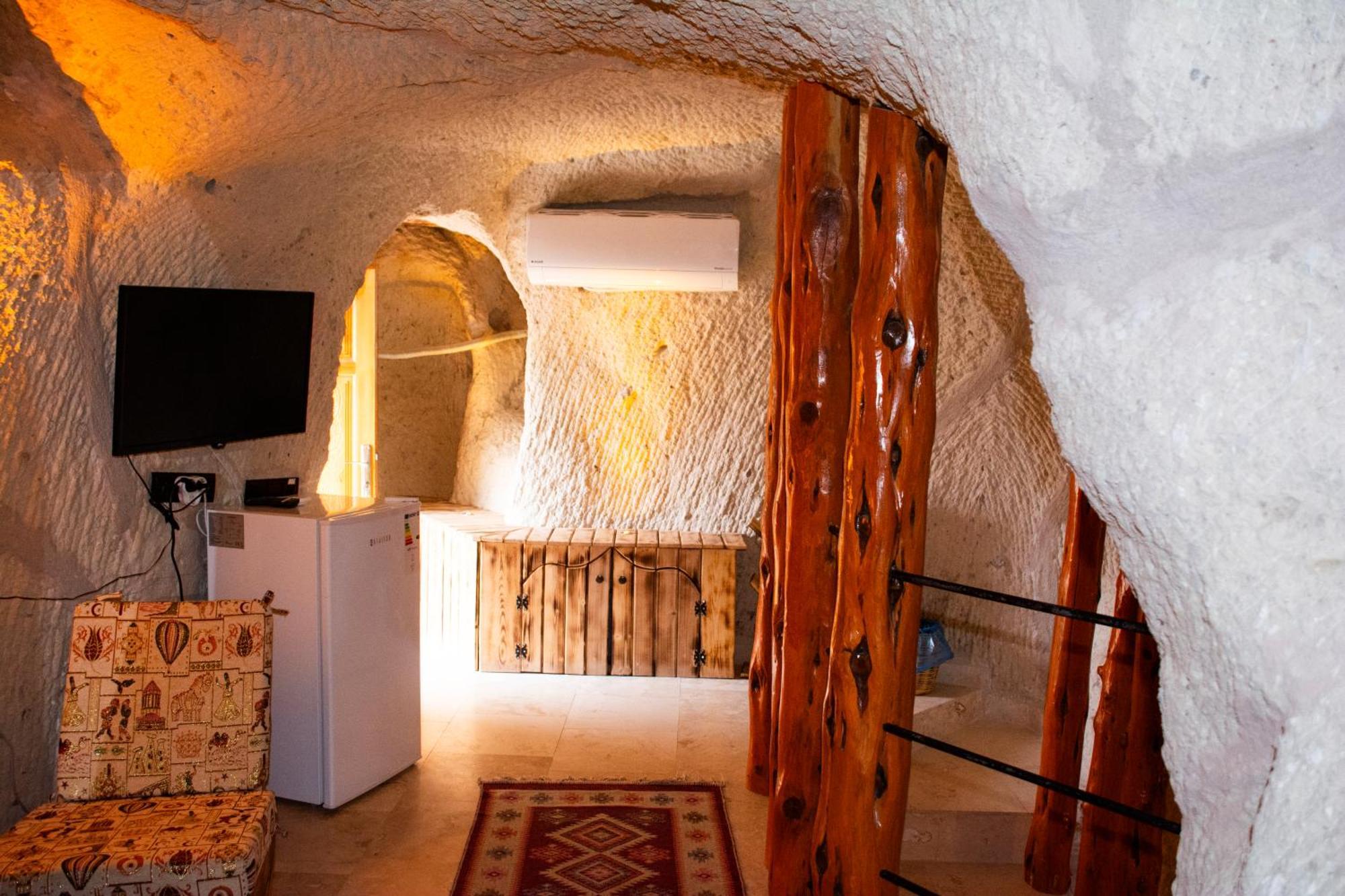 Cappadocia Ennar Cave Swimming Pool Hot & Spa 네브셰히르 외부 사진
