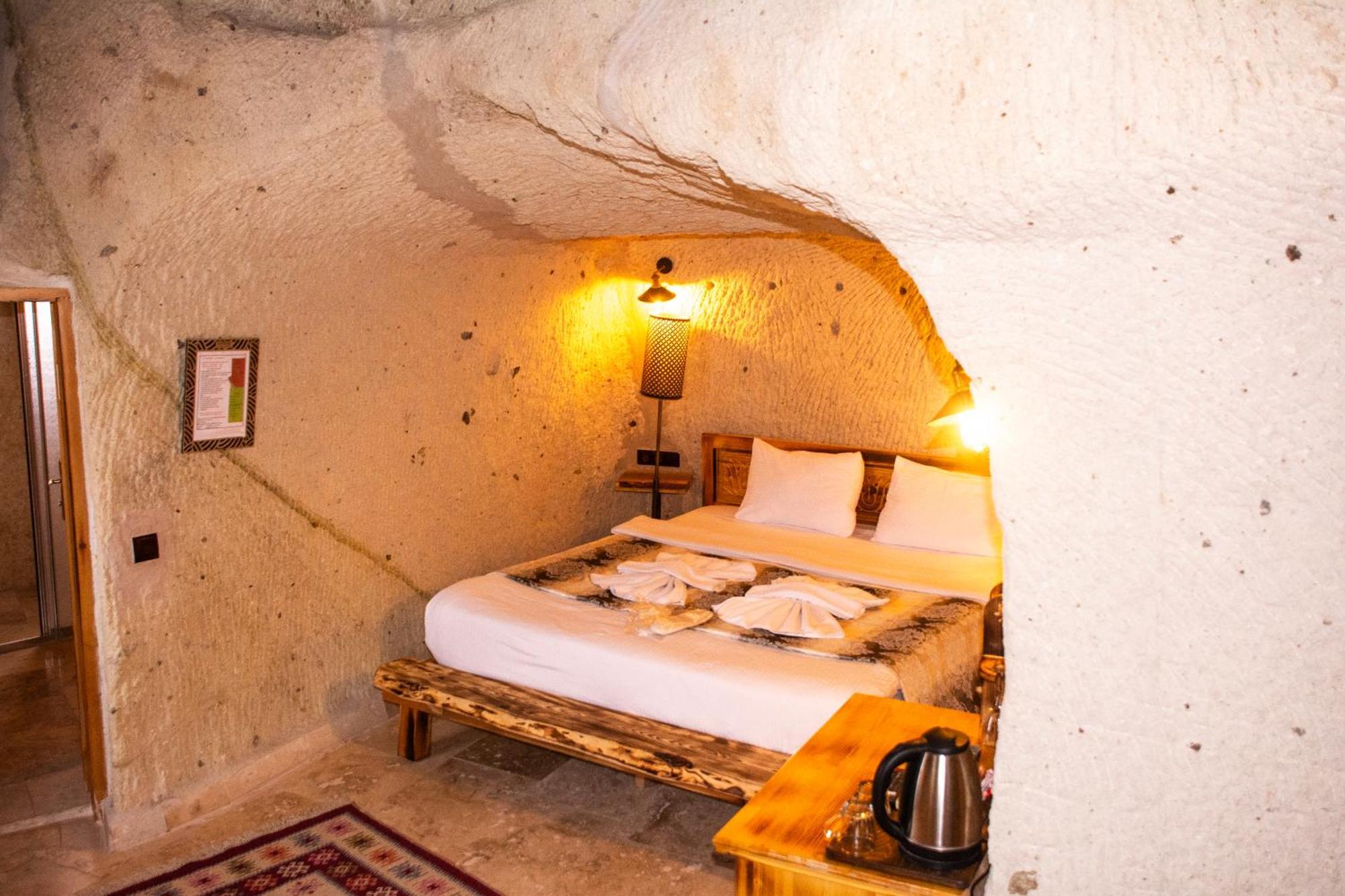 Cappadocia Ennar Cave Swimming Pool Hot & Spa 네브셰히르 외부 사진