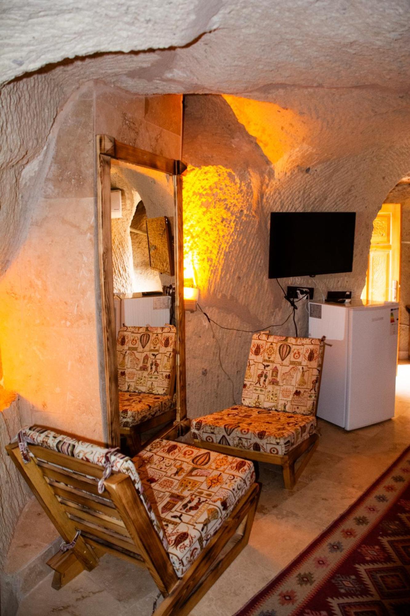 Cappadocia Ennar Cave Swimming Pool Hot & Spa 네브셰히르 외부 사진