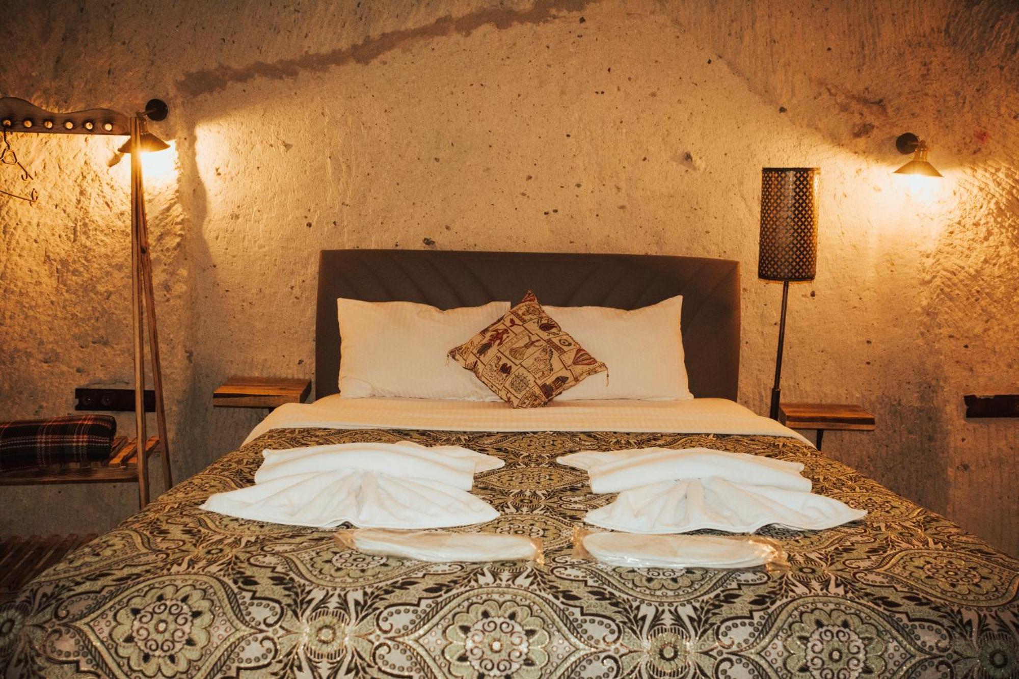 Cappadocia Ennar Cave Swimming Pool Hot & Spa 네브셰히르 외부 사진